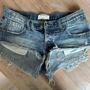 One teaspoon denim shorts size 26